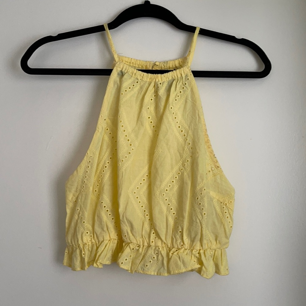 Sleeveless crop top